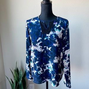 {Mossimo} Lace Detailed Top